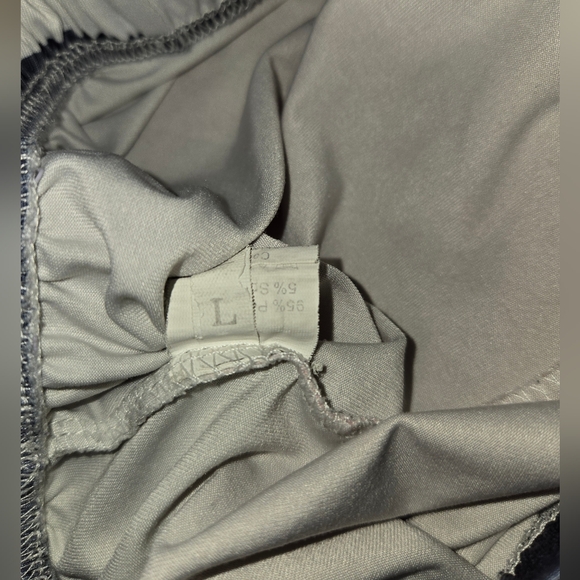 💋 5 for $25 Shorts Size Large - Picture 3 of 3